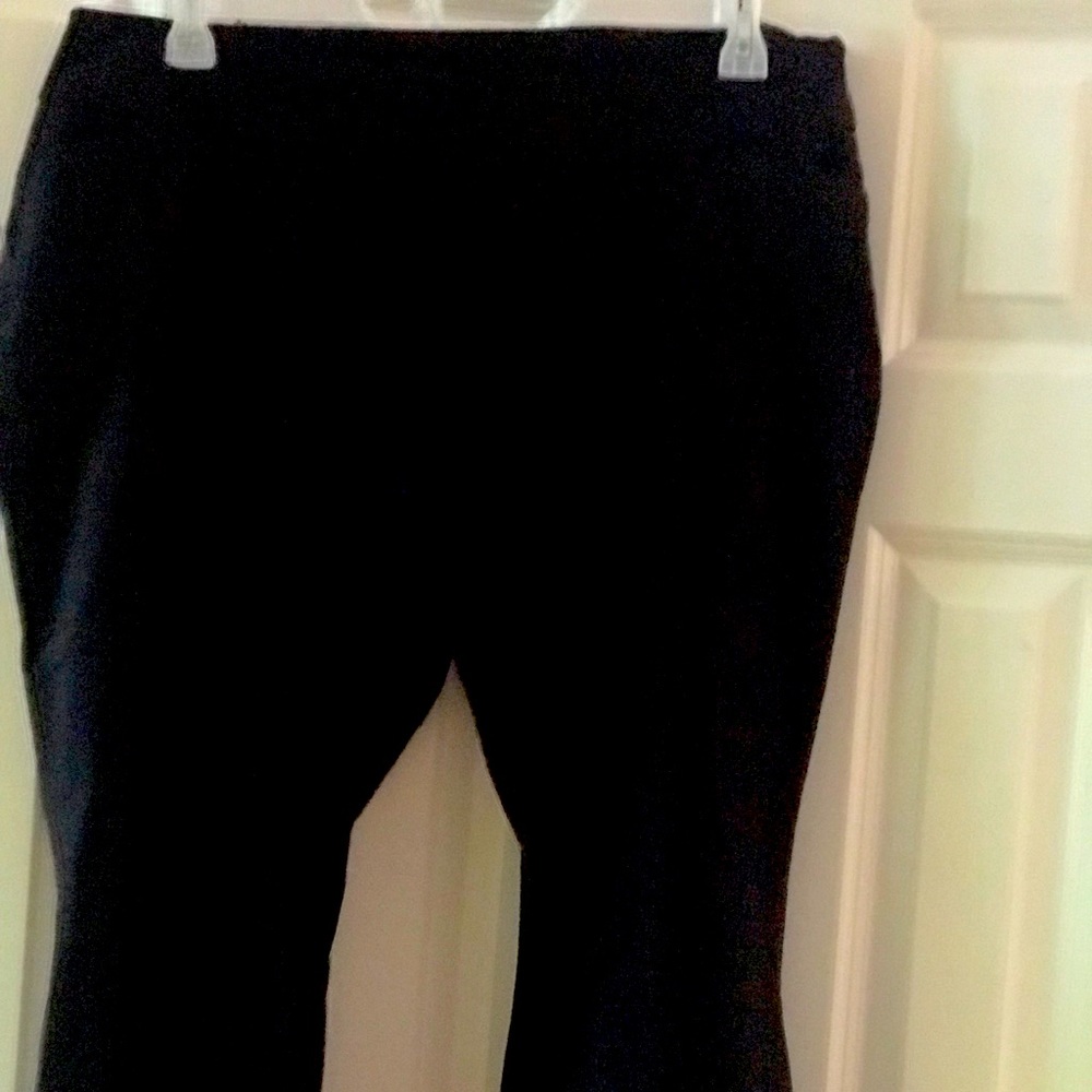 Black denim capris